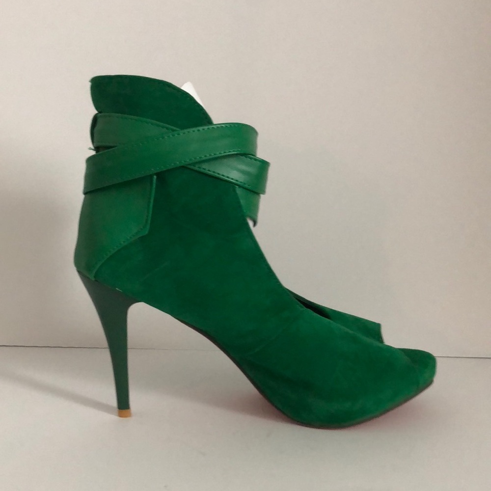 RESERVED Green Heel with Double Ankle Strap
